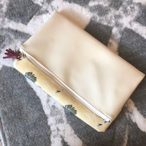 Women’s clutch